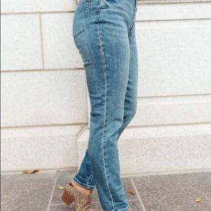 Judy Blue High Rise Jeans, NWT